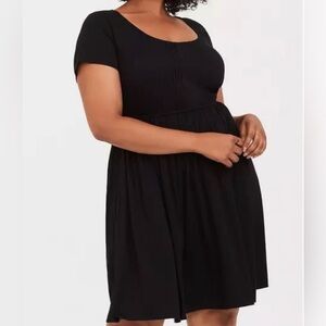 NWT Women’s Torrid Mini Challis Black Skater Dress